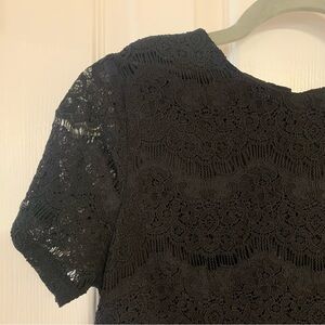 Size M Montaeu Black lace shirt. Above waist crop top.